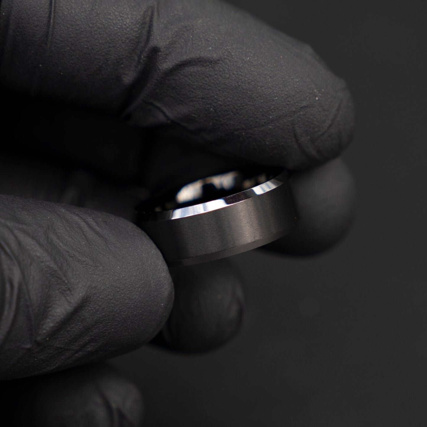 Black Classic Ring - THE MONTERO