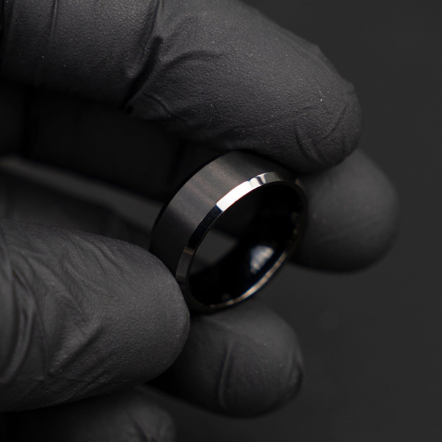 Black Classic Ring - THE MONTERO